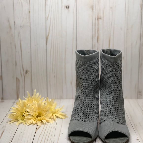 SOLD - Picture 3 of 8